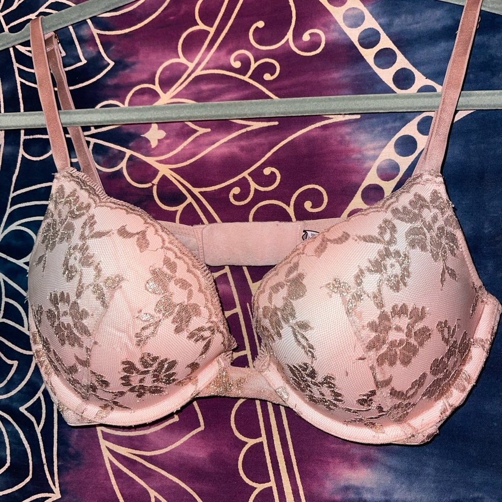 Victoria’s Secret Flirty Bra